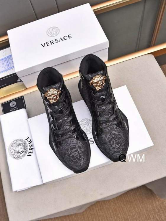 Picture of Versace Shoes _SKUVersacesz38-45WM090420385